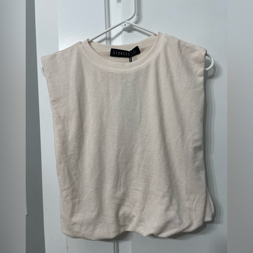 Field Of Dreams Top in Ivory
LIONESS